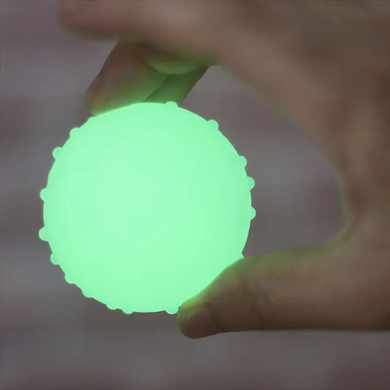 Fluoreskující gumový míček na šňůrce pro psy – 6 cm